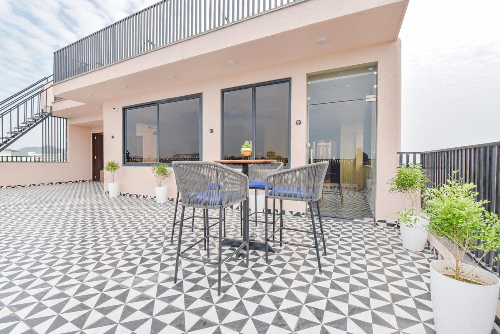 Fabhotel Blooming Beds Pearl Jaipur Exteriör bild